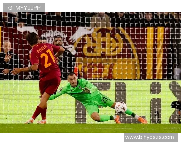 足球明星精彩踢点球转圈瞬间视频分享让你感受足球魅力与技巧的完美结合